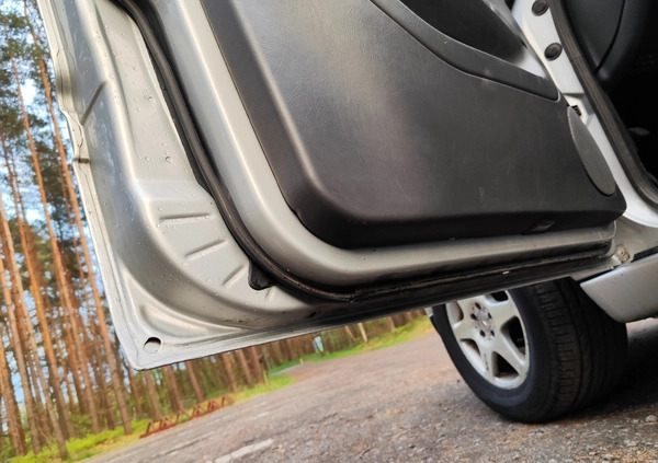 Mercedes-Benz ML cena 25000 przebieg: 246500, rok produkcji 2004 z Bolesławiec małe 667